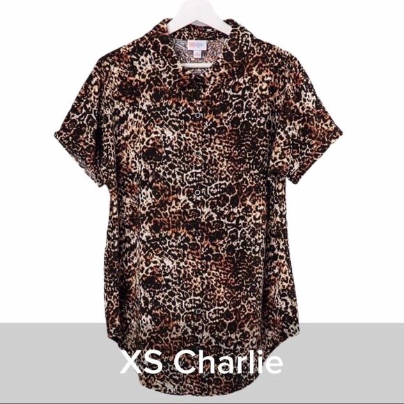 LuLaRoe Charlie Short Sleeve Button Up Top Animal Print - Size XS - Picture 1 of 3